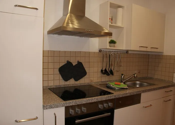 Moselblick - An Der Uferpromenade *