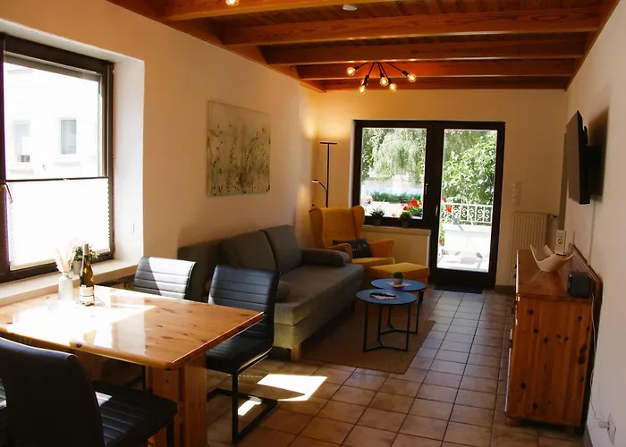 Moselblick - An Der Uferpromenade *